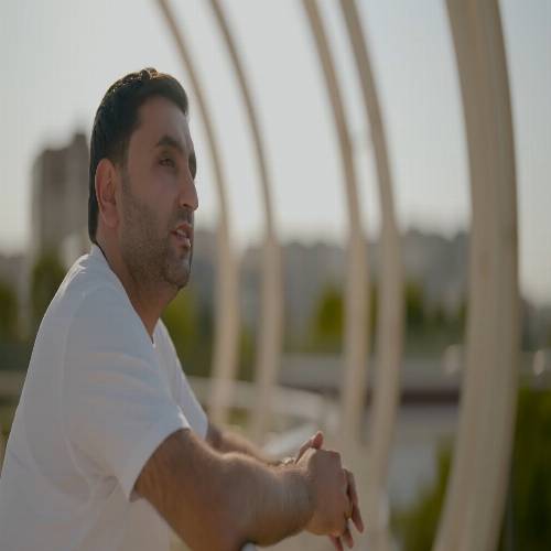 دانلود آهنگ غمدی کدردی هر آنیم سوگیلیم گل یانیما چیخدی جانیم سوگیلیم
